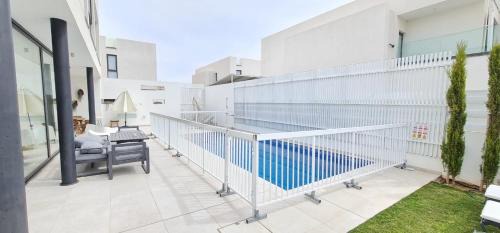 Pernera Villa | SunnyVillas: 3BR New Villa☆Private Pool in Pernera - White Swan