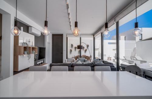 Pernera Villa | SunnyVillas: 3BR New Villa☆Private Pool in Pernera - White Swan
