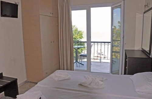 Skala Rachoniou Hotel | Sunrise Beach