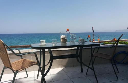 Sitia Apartment | Sunrise Beachfront Apartment
