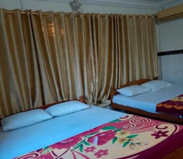 Kampong Cham Bed & Breakfast | SunRise Villa