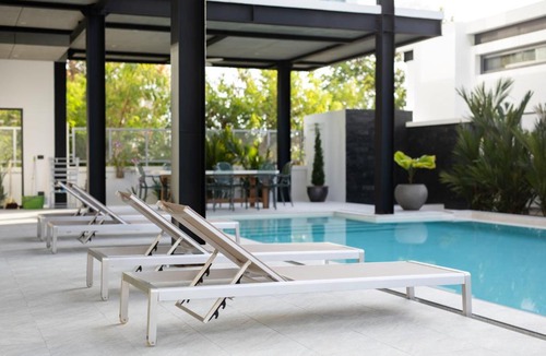 Ban Saiyuan Villa | Sunset Garden 5