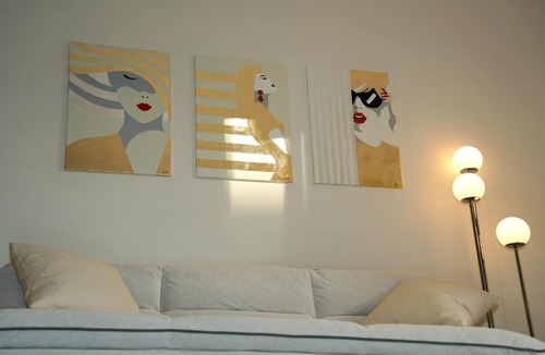Peiraiki Apartment | Sunset Haven Piraeus