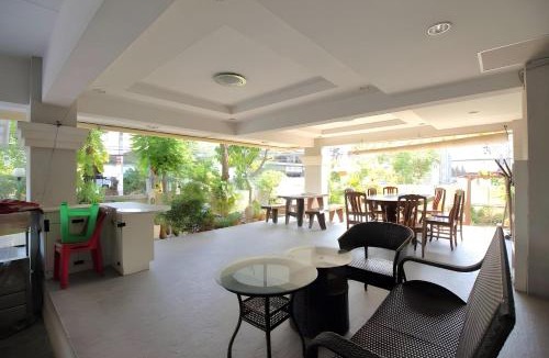 Thung Khru Hotel | Super OYO 498 Ladawan Villa
