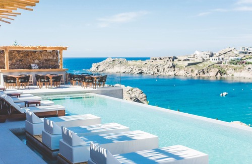 Paraga Hotel | Super Paradise Hotel