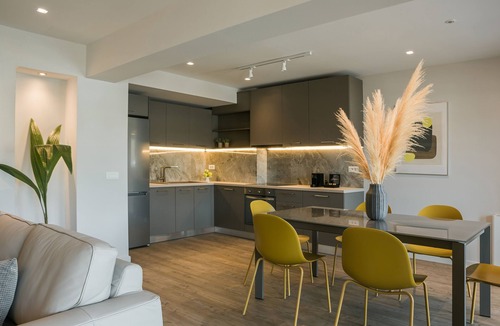 Argostoli Town Apartment | Superior Suite-3 bedroom-2 bathroom-Sea View/135m²