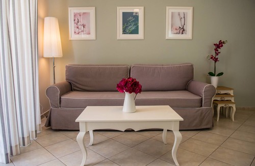 Lefkada Town Apartment | Superior Suite Pool View
