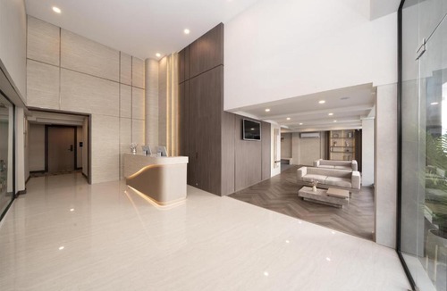 Suan Luang Hotel | SureStay Plus by Best Western Ramkhamhaeng Airport Rail Link Bangkok