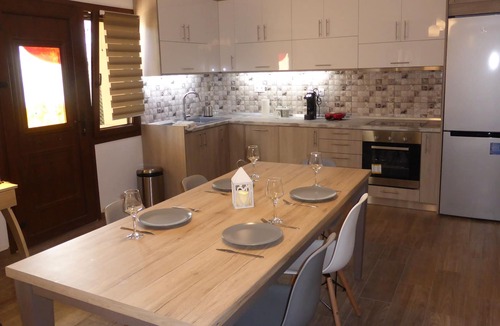 Agios Nikolaos House | sweet home haido
