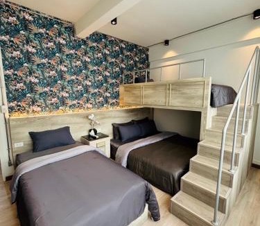 Ratchadaphisek Hostel | Sweet stay