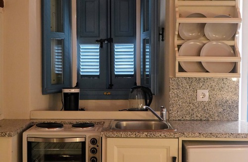 Symi Apartment | Symi Uptown Carmine Street View Studio-Renovated studio in the heart of Chorion