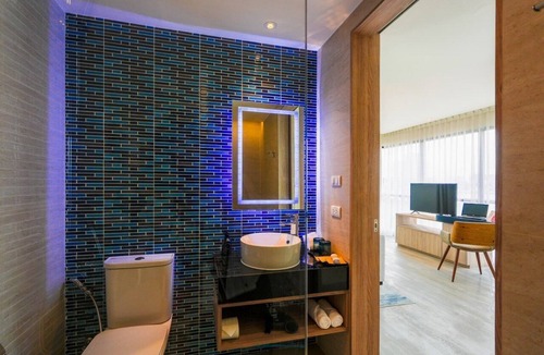 Wachira Phayaban Hotel | TARA Bangkok Riverside (Formerly GLOW Bangkok Riverside)