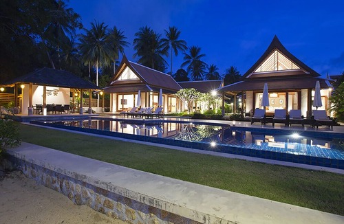 Lipa Noi Villa | Tawantok Beach Villa 1
