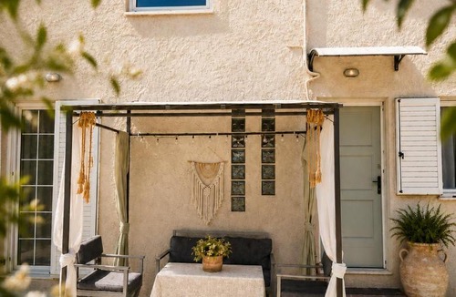 Troizinia House | Terra Saronia