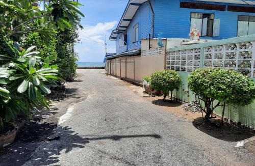 Prachuap Khiri Khan House | ThaiMex Cafe & Homestay Backpackers- Adults Only
