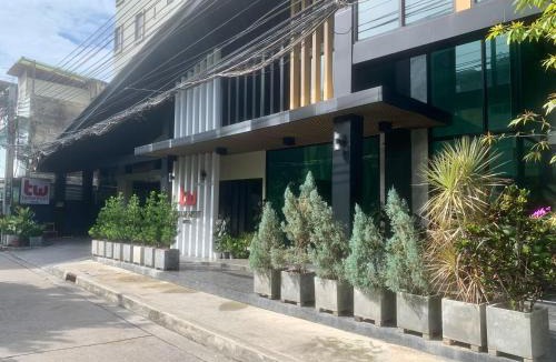 Banglamphu Hotel | Thana Wisut Hotel