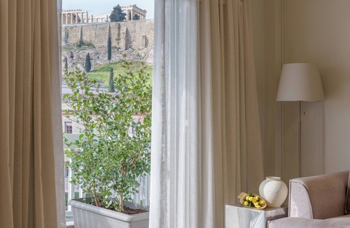 Anafiotika Apartment | The Acropolis Crown Residence
