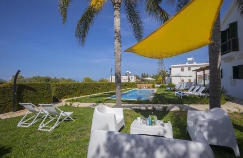 Protaras Villa | The Apple Tree Villa