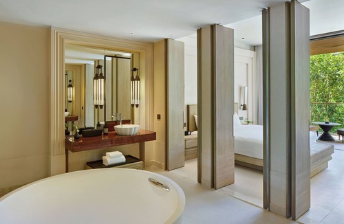 Khao Takiab Hotel | THE BARAI HUA HIN – The Unbound Collection by Hyatt