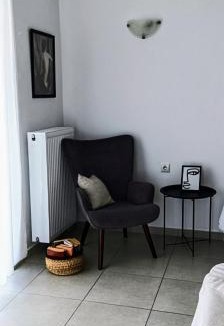Sipiada Apartment | The Beekeeper's Apartment