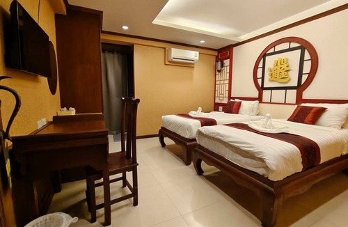 Thapae Hotel | The Boone Hotel