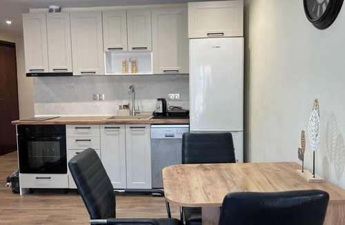 Katerini Apartment | The Central Square Apartment