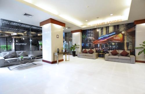 Mueang Samut Prakan District Hotel | The Color Living Hotel