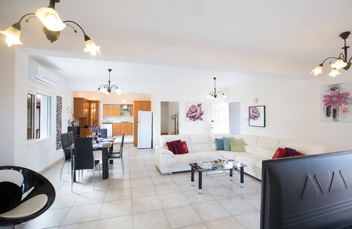 Protaras Villa | The Complete Guide to Renting Your Exclusive Holiday Villa in Protaras with Private Pool and Close to the Beach