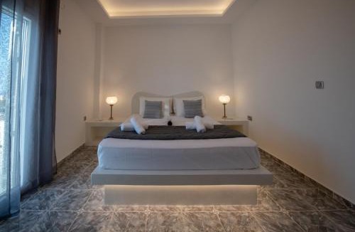 Santorini House | The F Suites