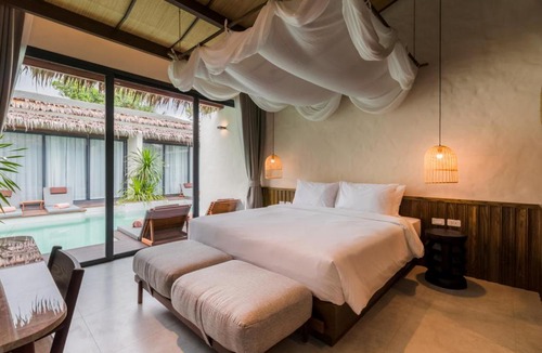 Mae Nam Resort | The Flow Samui Beach Resort