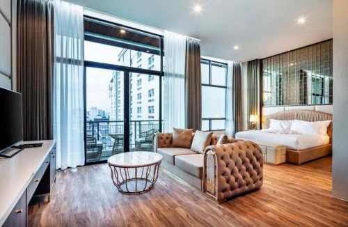 Phlabphla Hotel | The Grand Sala Thai