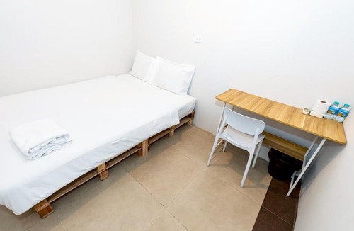 Talat Yot Apartment | The Hidden khaosan ตรอกข้าวสาร กทม