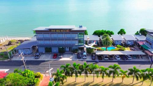 Takat Ngao Resort | The Iris Resort