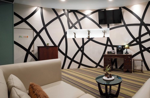 Ploenchit Hotel | The Legacy Hotel Nana Sukhumvit, Aspira Collection