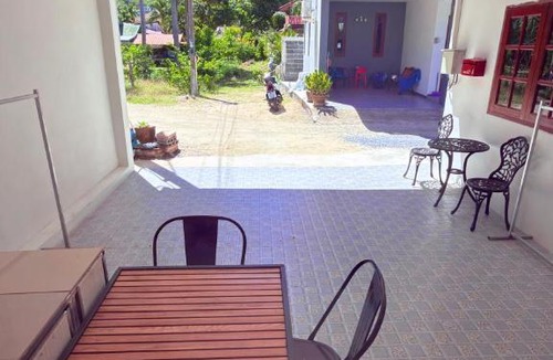 Chaloklum Apartment | The Little House