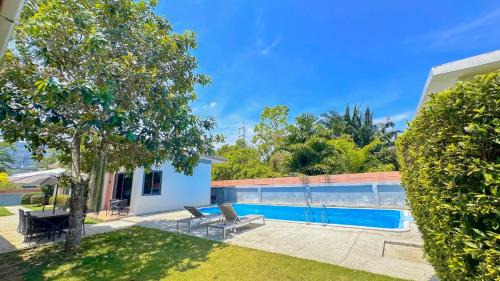 Thep Kasattri House | The Memories Hill Phuket