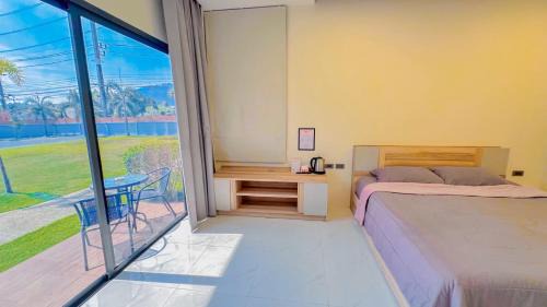 Thep Kasattri House | The Memories Hill Phuket