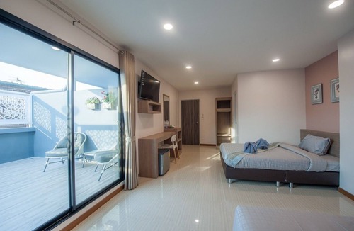 Talat Yot Hotel | The Moon Night Hotel