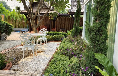 Lampang Bed & Breakfast | The Niceprirom Lace House