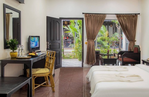 Wat Bo Area Hotel | The Oasis Harbor