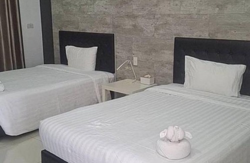 Si Racha Hotel | The one residence