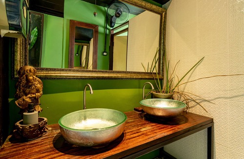 Phutthamonthon Hotel | The Palm Hotel