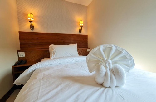 Ban Tai Hotel | The Peace River Kwai