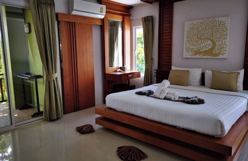 Ko Lanta Hotel | The Peace Tara House