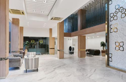 Suan Luang Hotel | The Platinum Suites Bangkok by Dancenter