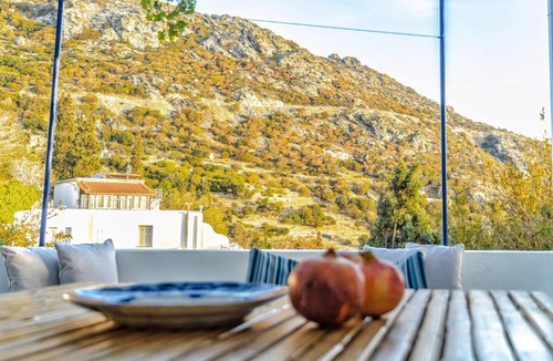 Andros House | "The Pomegranate House" - Tranquil Retreat