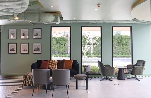 Thanon Phetchaburi Hotel | The Quarter Ratchathewi by UHG
