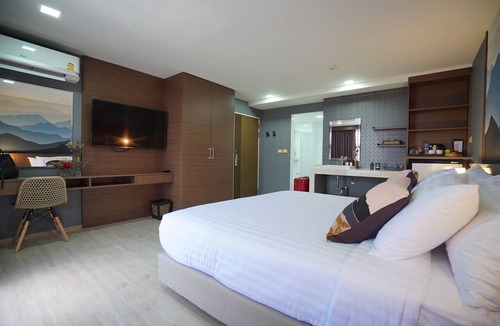 Sukhumvit Hotel | The Qube Fifty Hotel