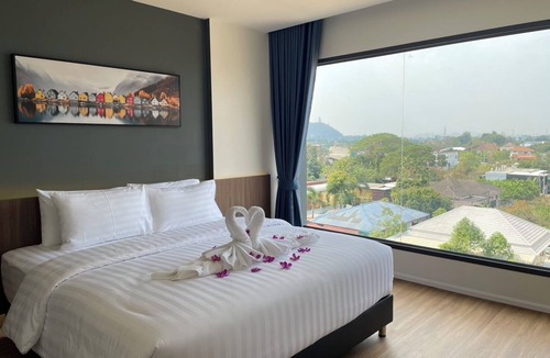 Ratchaburi Hotel | The Richer