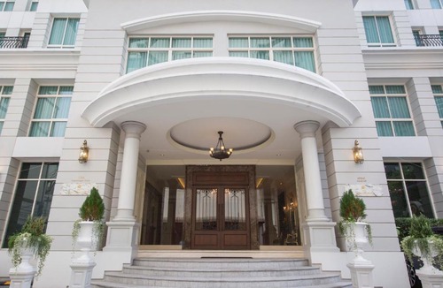 Silom Hotel | The Rose Residence, Bangkok